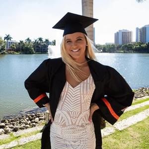 Meet your Posher, Diana